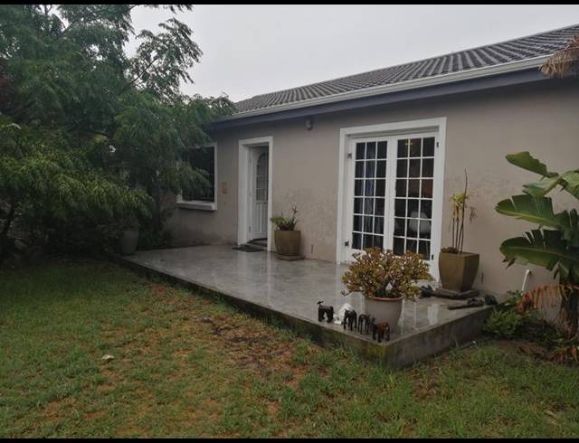 4 BEDROOM HOUSE FOR SALE IN SANDBAAI